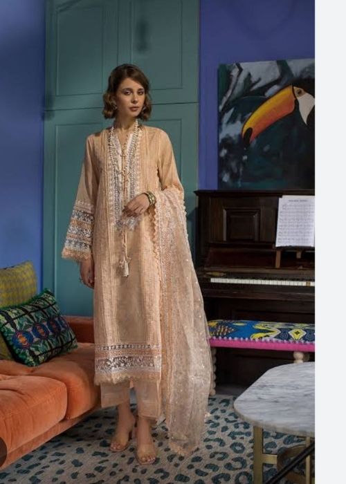 Sobia Nazir Luxury Lawn Vital