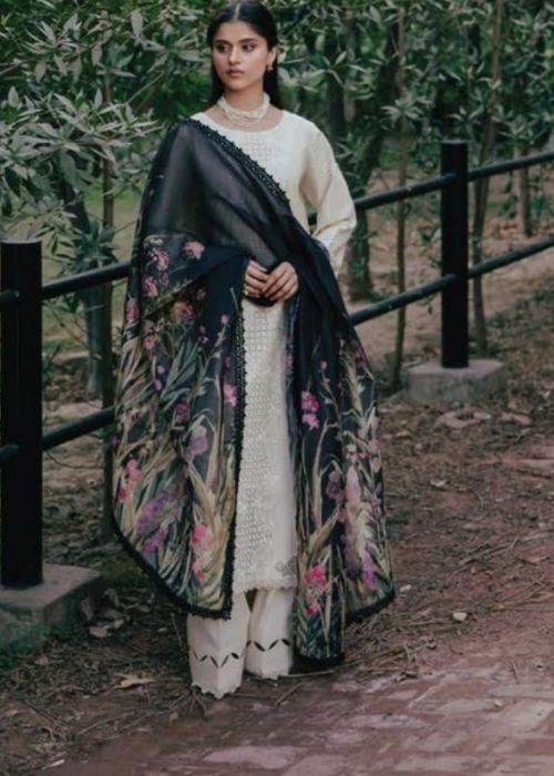 Manara Lawn