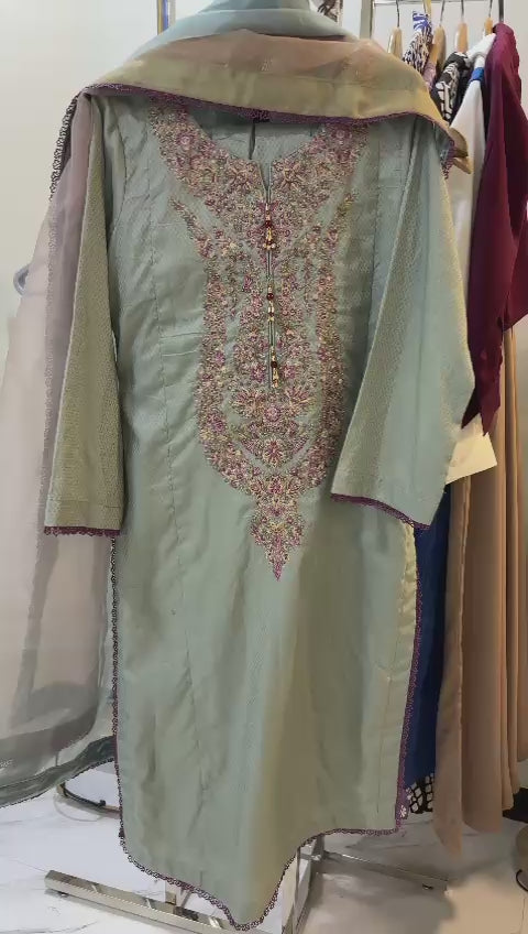 Jazmin Lawn