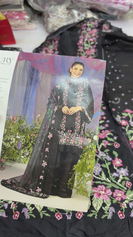 SOBIA NAZIR LUXURY LAWN